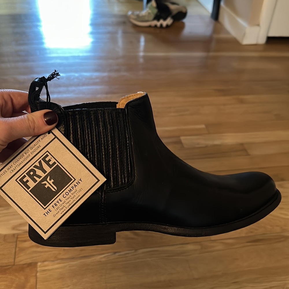 Brand New Men’s Frye Boots